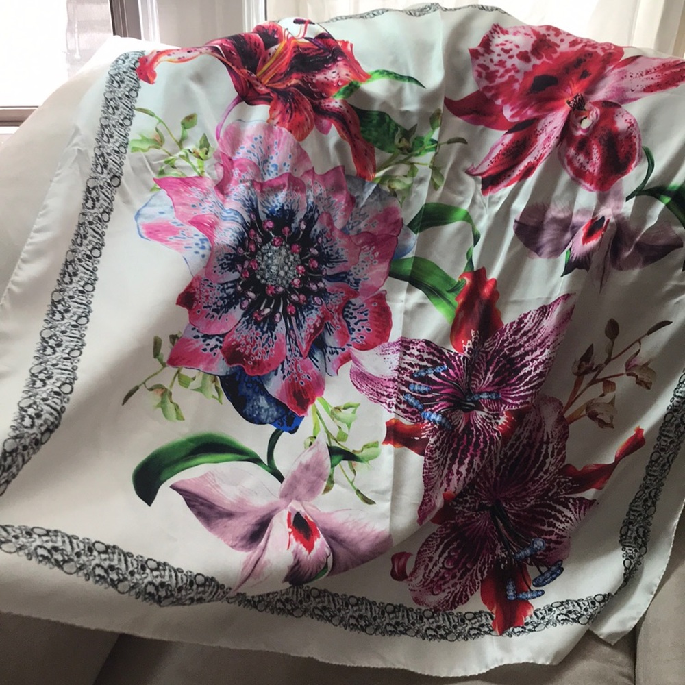 Sake Fifth Avenue, 100% Silk Scarf